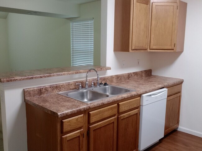 Building Photo - 5005-5007 Carrie Ridge Dr.