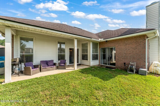 Building Photo - 4956 Grand Lakes Dr N