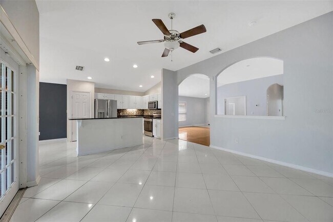 Building Photo - 7533 Terrace River Dr