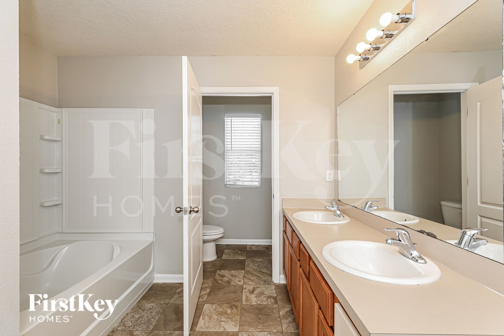 Building Photo - 8058 Brothers Walk Ln