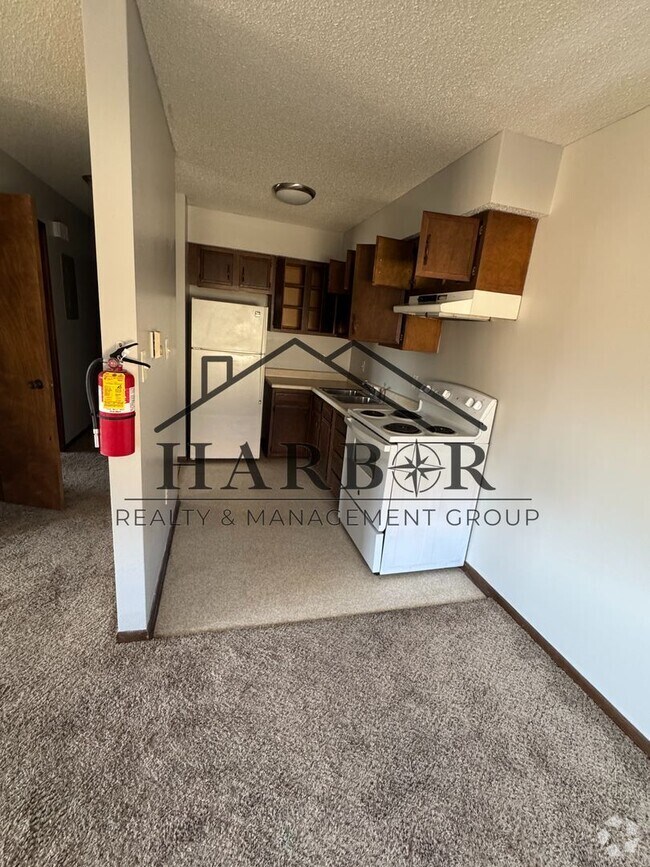 Building Photo - 1 Bedroom 1 Bath - New Avon - SPECIAL: App...