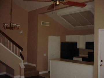Building Photo - Beautiful 2 Bed 2 Bath Townhouse. Totally Remodeled, Modern Poolside Unit with Loft Feel. All Kit...