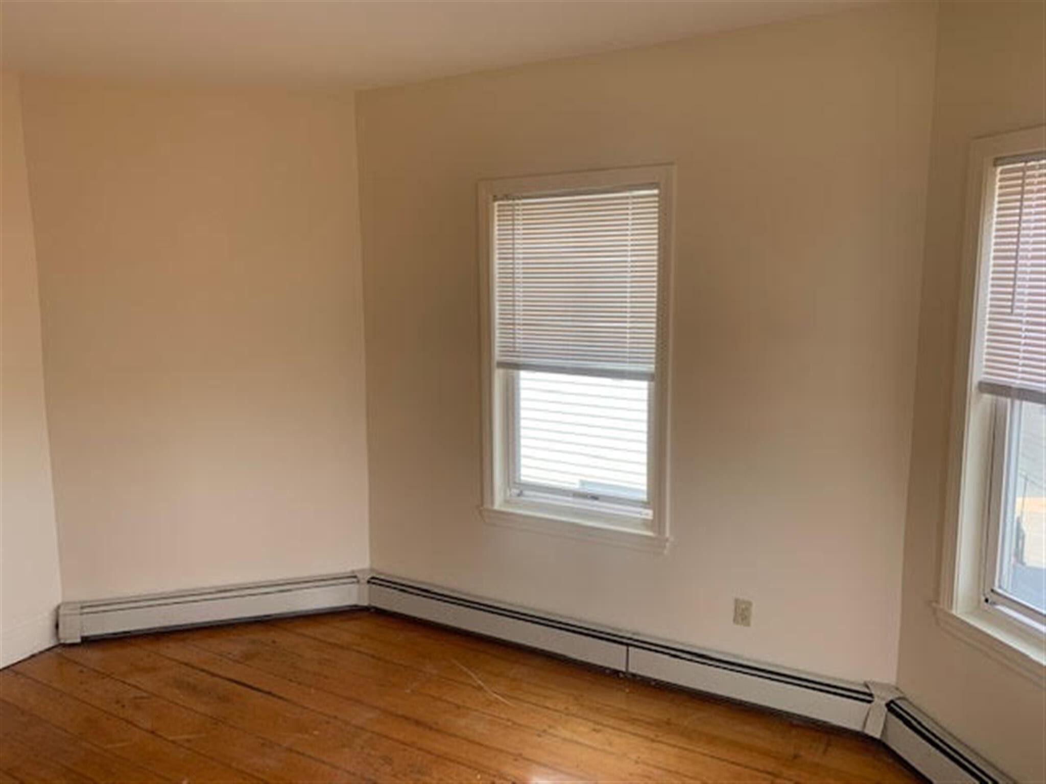 Building Photo - 63 Webster Ave