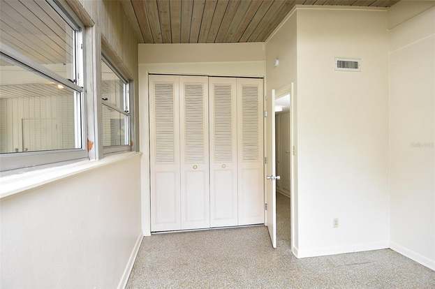 Building Photo - 2041 NW 12th Rd