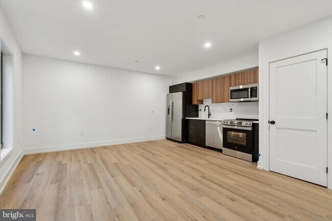 Primary Photo - 808 N 3rd St