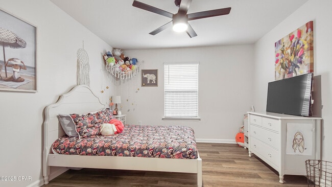 Building Photo - 5044 Rivergrass Dr
