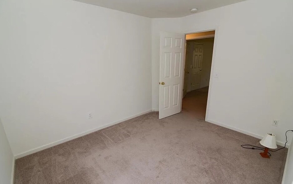 Bedroom 1 - 455 Madison Dr