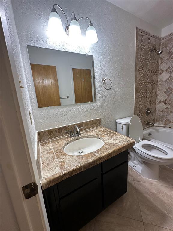 Building Photo - 8418 Fathom Cir