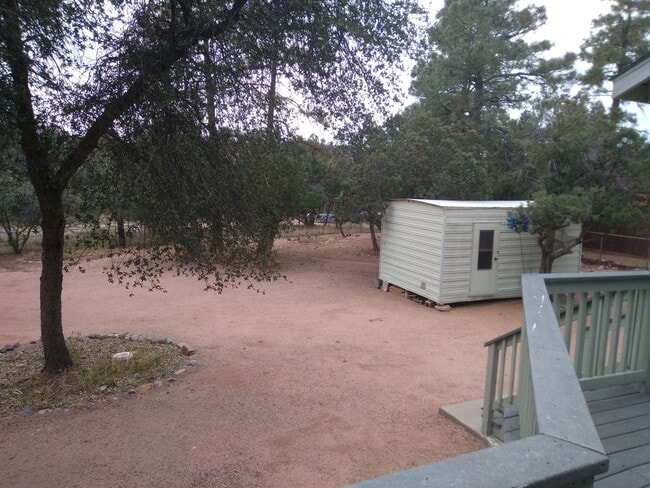Building Photo - Adorable [furnished] - 2 Bed / 1 Bath A-Frame for Lease
