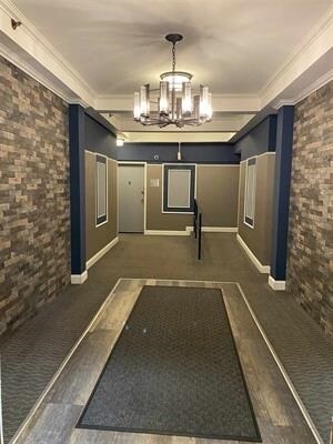 Building Photo - 264 9th St