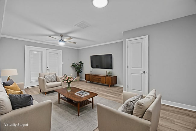 Large living areas! - Lynnhaven Landing