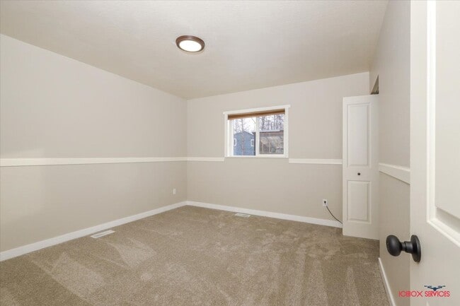 Building Photo - Enchanting Chalet-Style 3-bedroom, 2-bathroom Home!