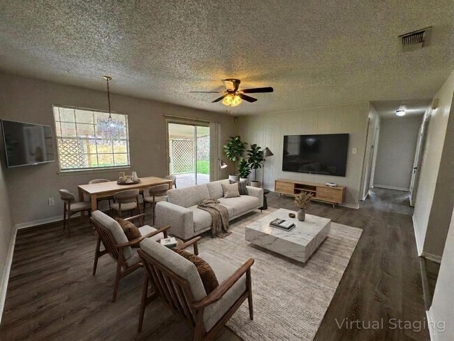 Building Photo - 3-Bedroom House for Rent in Killeen