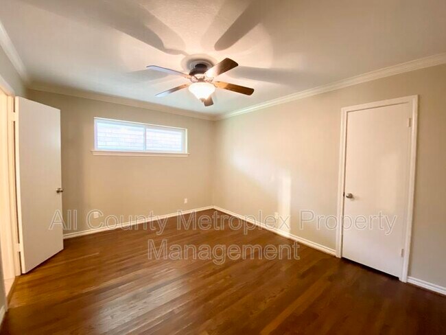 Building Photo - 4559 Hockaday Dr
