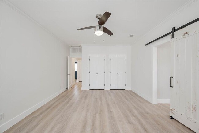 Building Photo - 3850 Bell Springs Rd