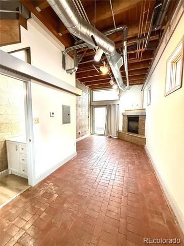 Building Photo - 1123 21st St