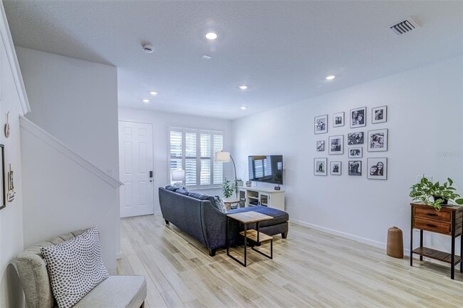 Building Photo - 625 Dogfish Ln