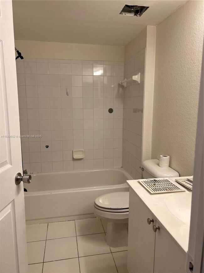 Building Photo - 15470 SW 284th St