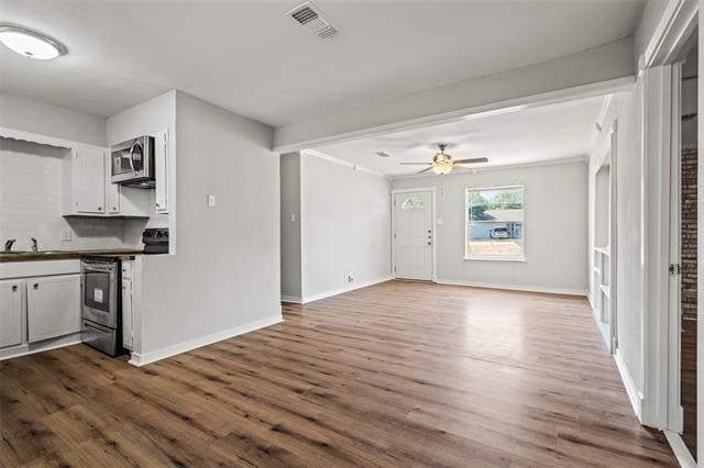 Building Photo - 810 S Western Hls Dr