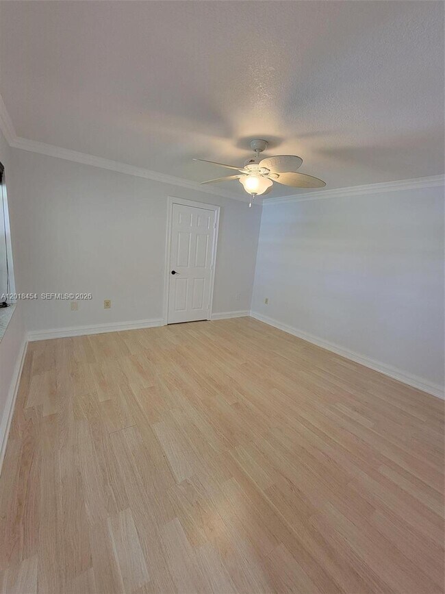Building Photo - 14115 Langley Pl