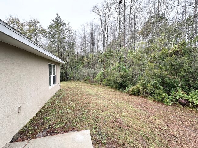 Building Photo - 12 Robin Pl