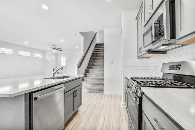 Building Photo - 223 Garner Dr