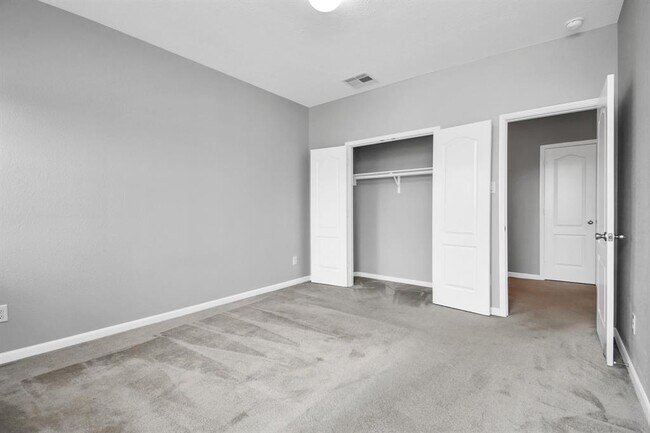 Building Photo - 14018 Harmony Ridge Trl