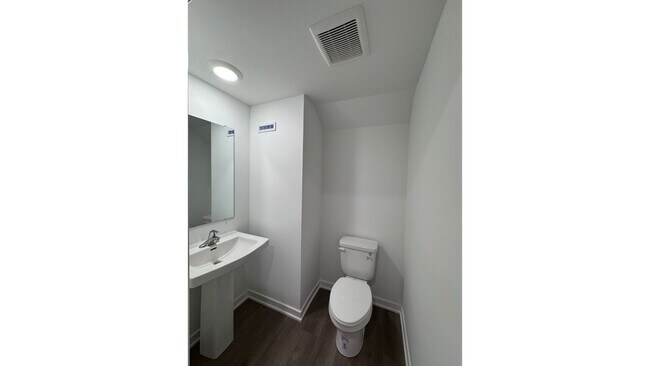 Building Photo - 3502 Richardson Cir