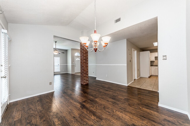 Building Photo - 3724 Chaddybrook Ln