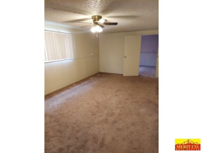 Building Photo - Single Family Home