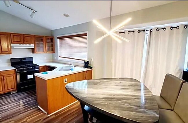 Building Photo - Great Home in Bailey's Grove