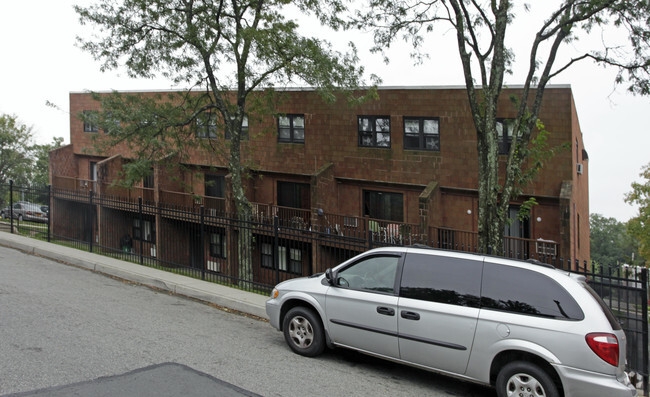 Building Photo - Highview Apartments