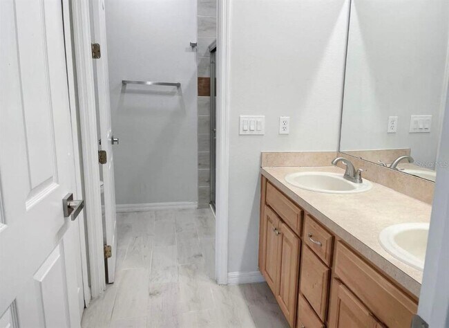 Building Photo - 2298 Chatham Pl Dr