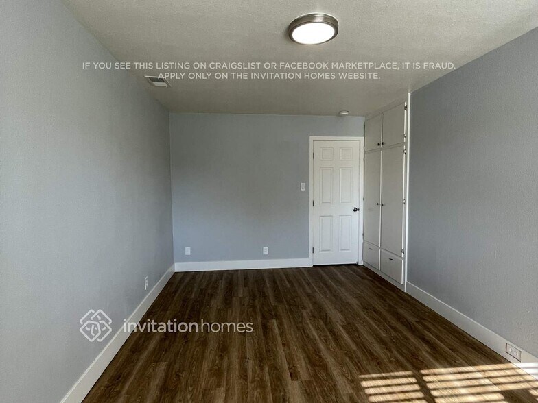 Building Photo - 2332 Zinfandel Dr