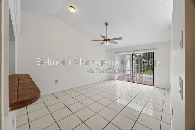 Building Photo - 7690 Timber River Cir