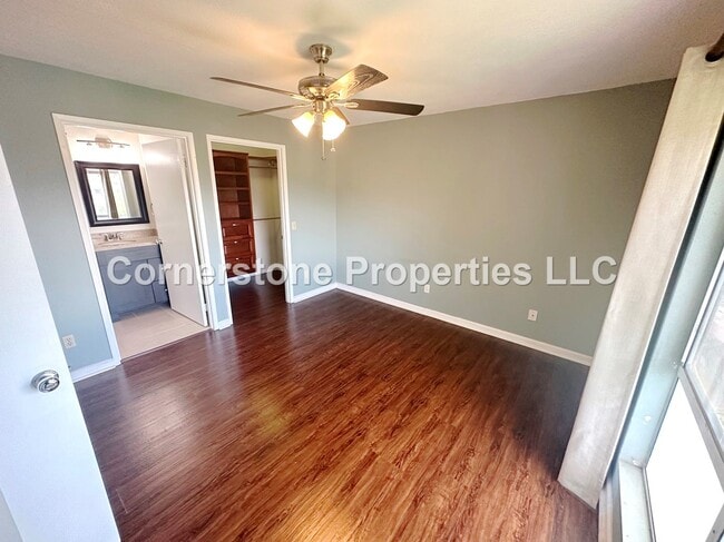 Building Photo - 94-545-545 Lumiaina St
