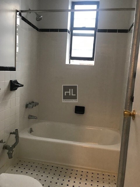 Building Photo - 48 STREET