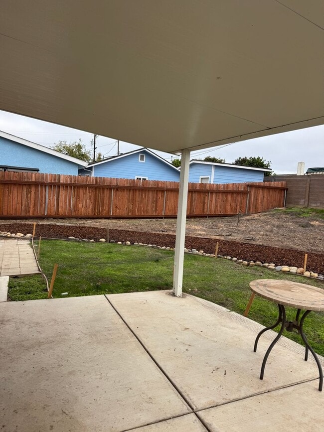 Building Photo - Orcutt Single Story Updated Home is Pet Friendly With Easy Access to 135/VSFB