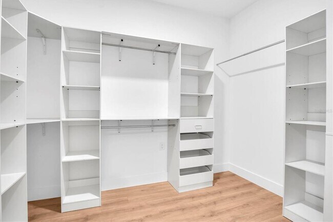 Building Photo - 5361 71st Way N
