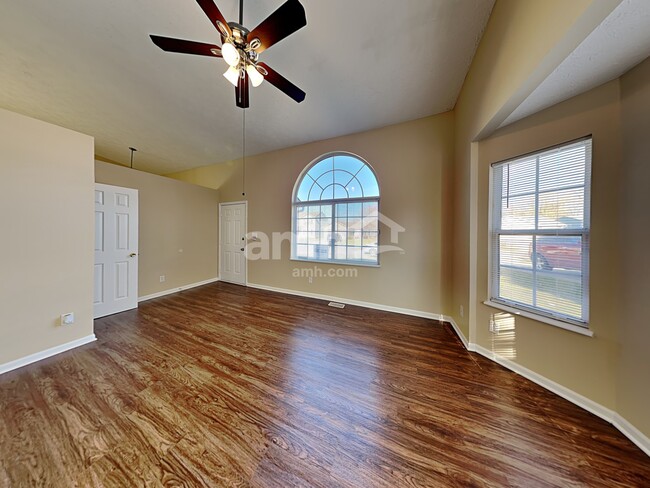 Building Photo - 1691 Roosevelt Dr