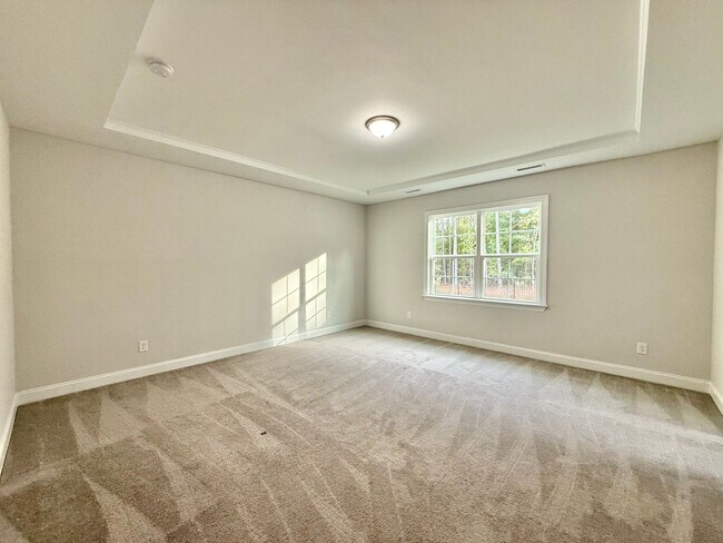 Building Photo - Incredible 4BD, 3BA Raleigh Home in the Desirable 5401 North Community with Premier HOA Amenities