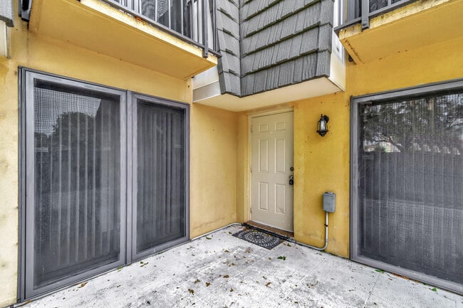 Building Photo - 311 3rd Way