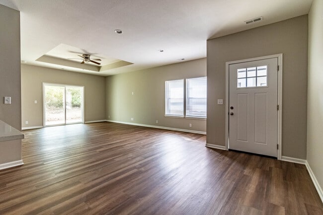 Building Photo - 1526 Park Ave