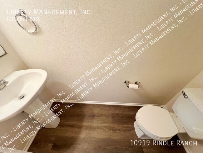 Building Photo - 10919 Rindle Ranch
