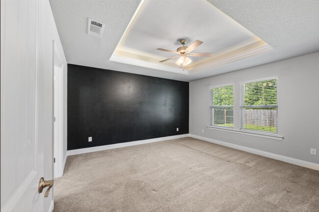 Building Photo - 5891 Anderson Ln