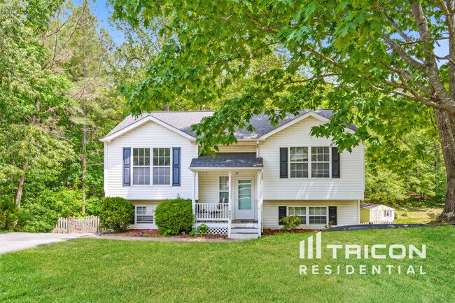 Primary Photo - 8807 Dundee Dr