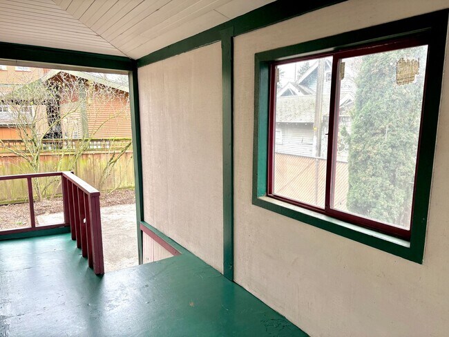 Building Photo - Historic and Spacious Humboldt Neighborhood Home w/ Covered Front/Back Patio and Huge Basement