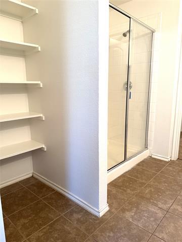 Building Photo - 1104 Rainer Dr