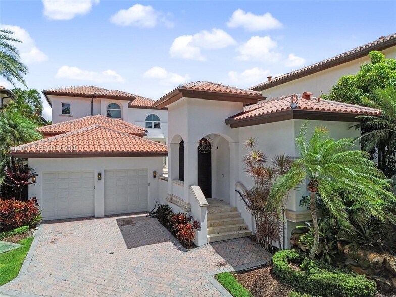 Building Photo - 13689 Deering Bay Dr