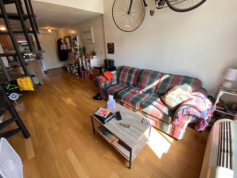 Building Photo - 4 Leeds St